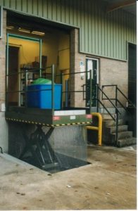 l waste bin scissor lift table